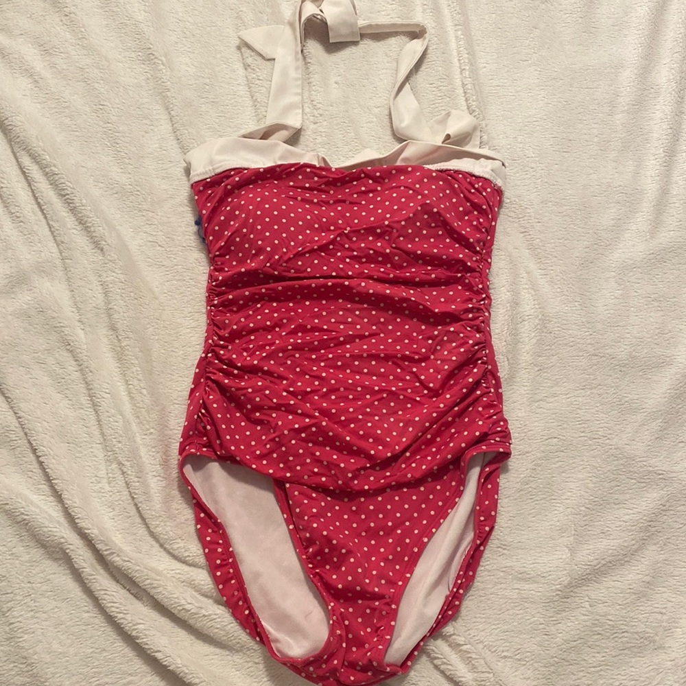 Polk a dot swim